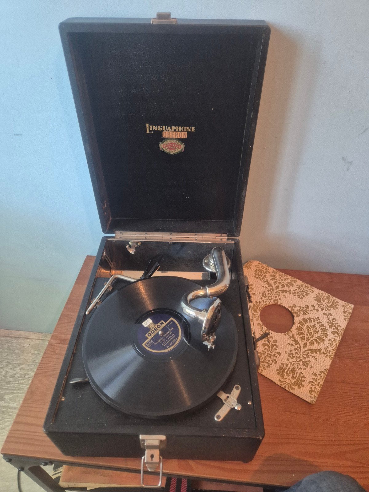 linguaphone oberon/garrard mechanische opwind koffergrammofo, Ophalen