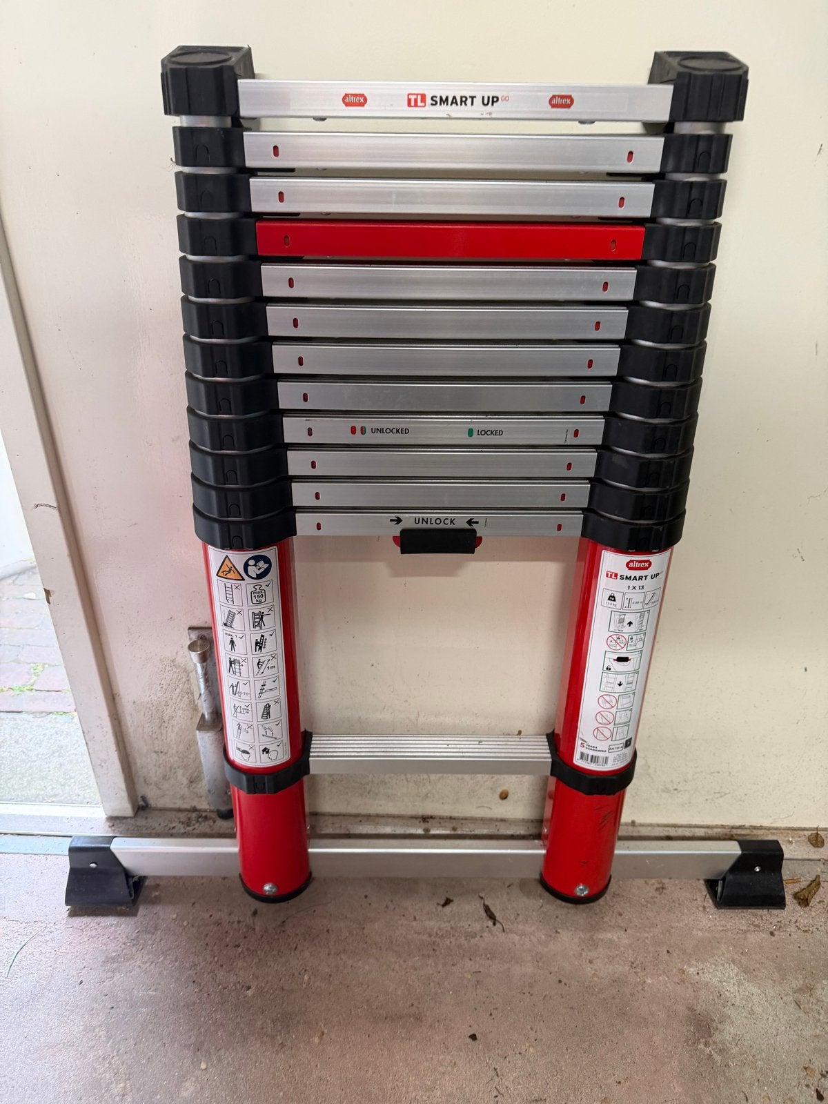 Altrex Smart Up Go Telescopische Ladder 3.80m, Doe-het-zelf en Verbouw, Ladders en Trappen, Ophalen, Zo goed als nieuw, Ladder