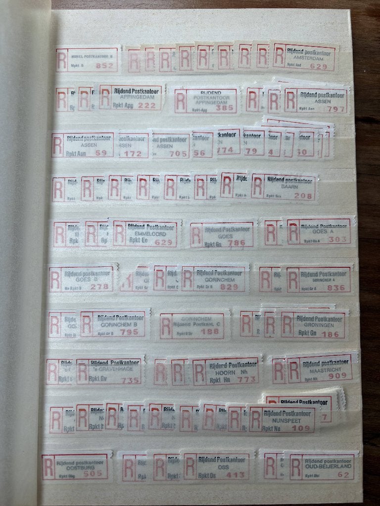 lot +/- 100 aantekenstrookjes rijdende postkantoren, Postzegels en Munten, Postzegels | Nederland, Verzenden