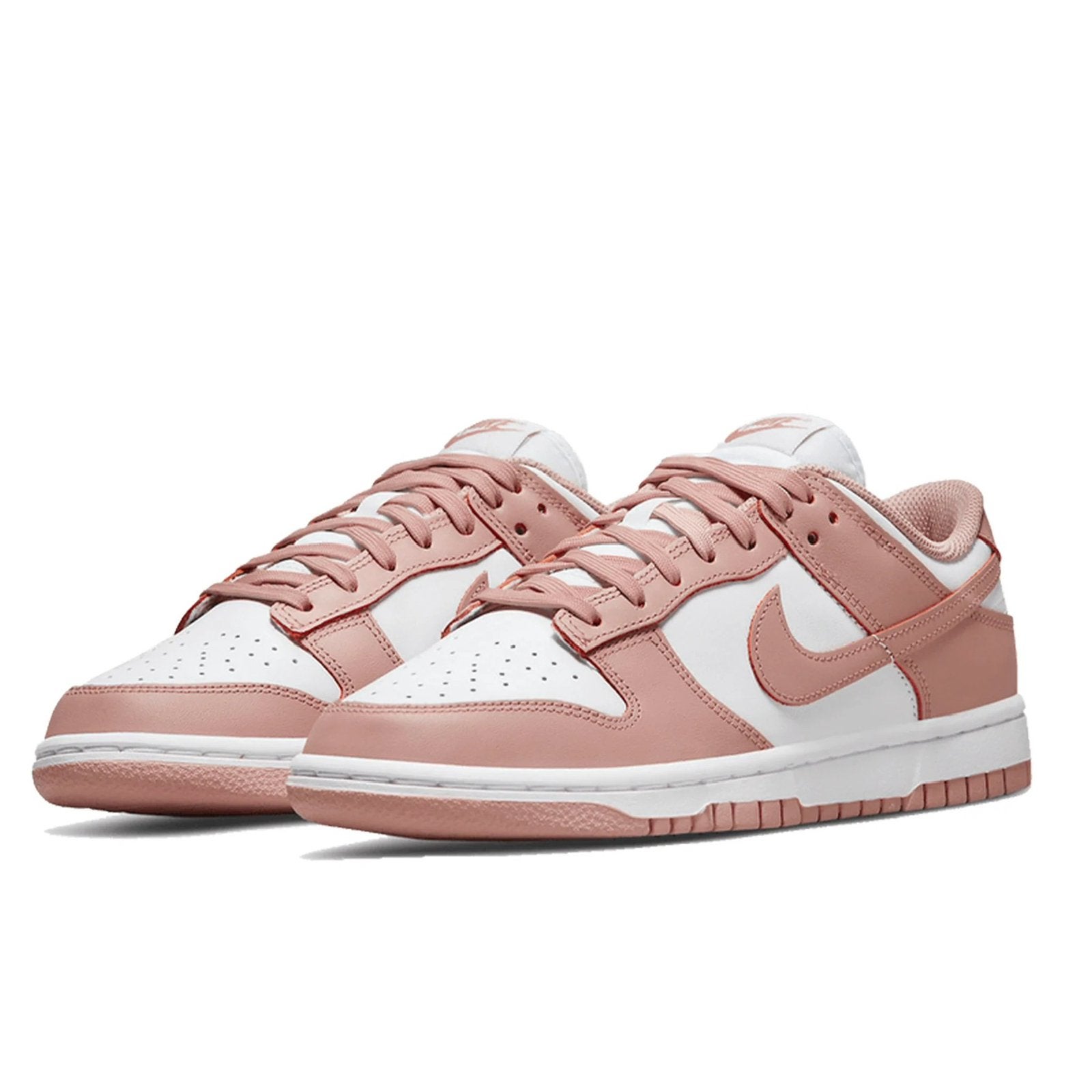 Nike Dunk low Rose Whisper maat 38,5 en 40 origineel, Kleding | Dames, Schoenen, Overige kleuren, Low, Dnk, Nieuw