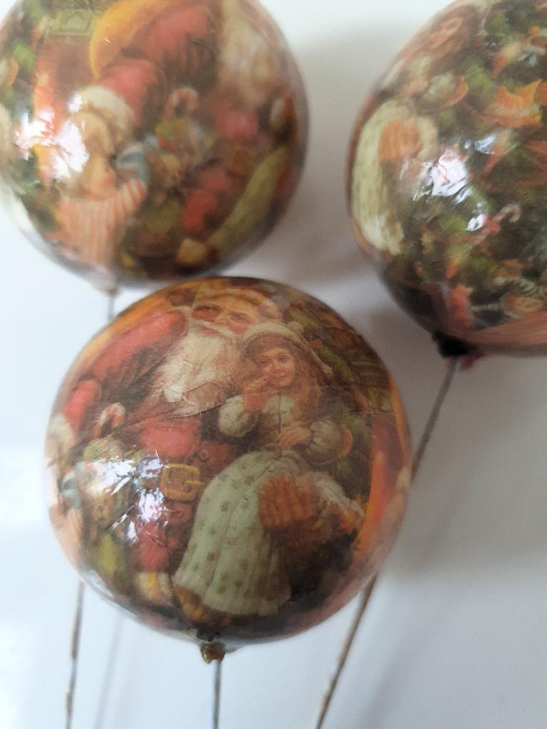 3 sierballen/ kerstballen op prikker voor in bv kerststuk, Diversen, Kerst, Verzenden, Zo goed als nieuw