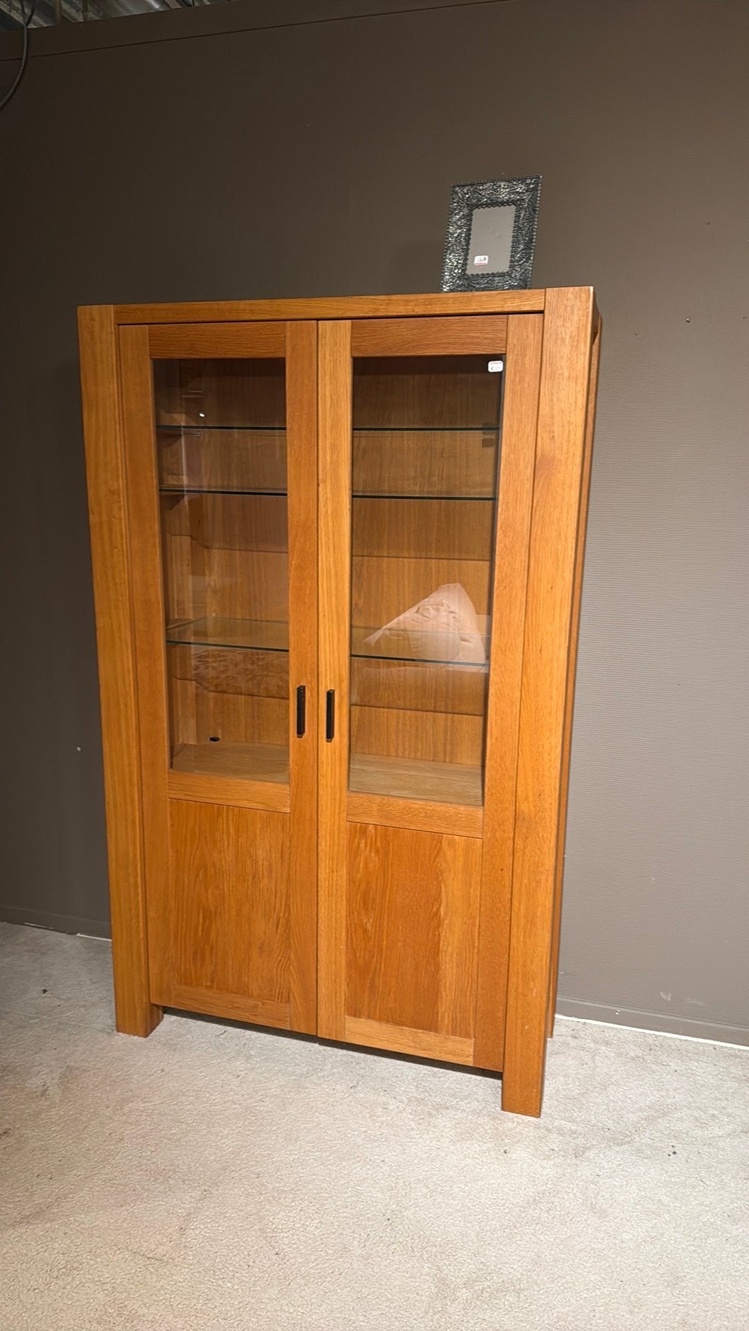 Vitrinekast, Strak modern, Met deur(en), Eikenhout, .