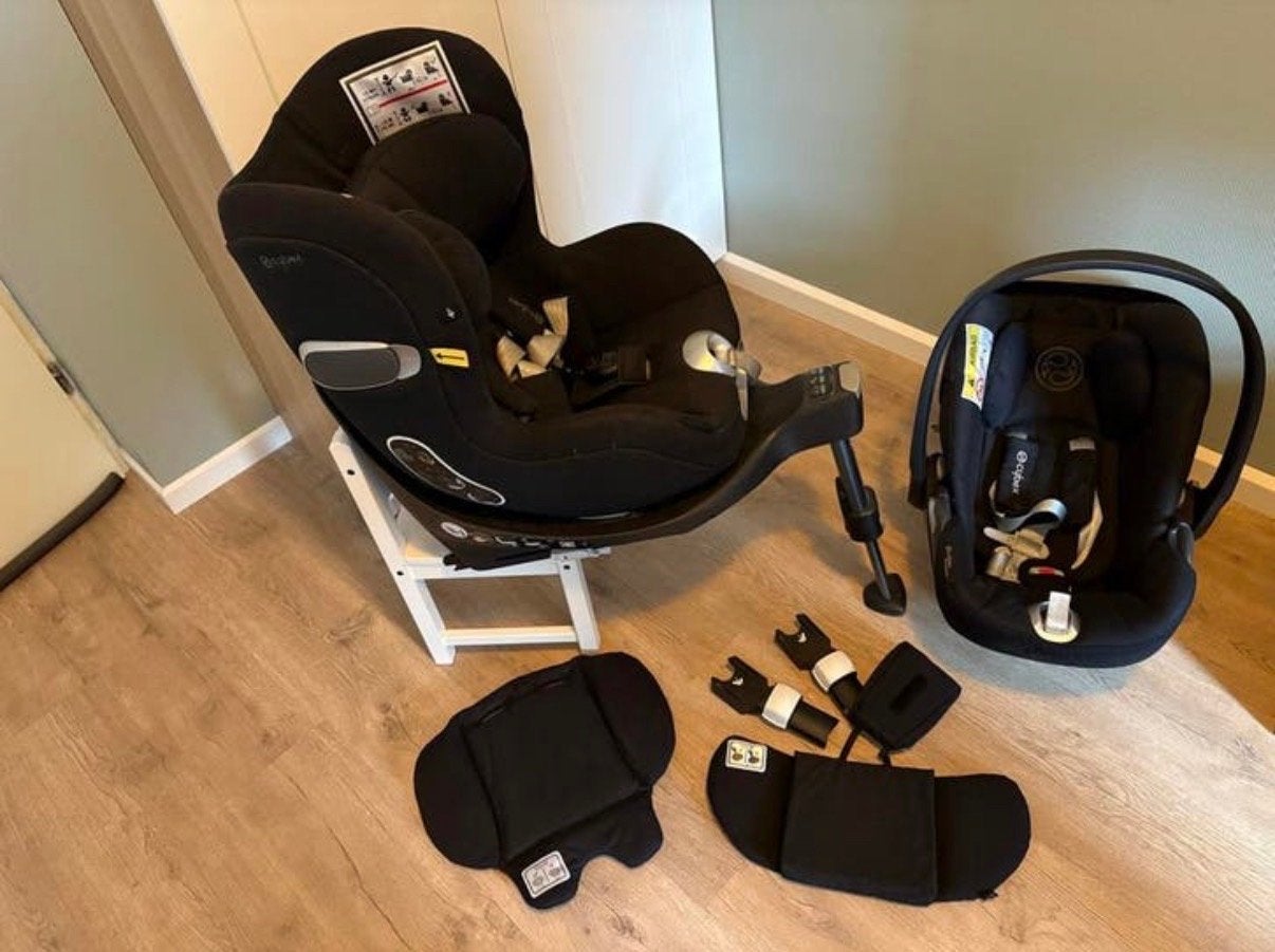 Cybex cloud Z i-size + Sirona Z i-Size + base (deep black), Kinderen en Baby's, Autostoeltjes, Gebruikt, 0 t/m 18 kg, Verstelbare rugleuning
