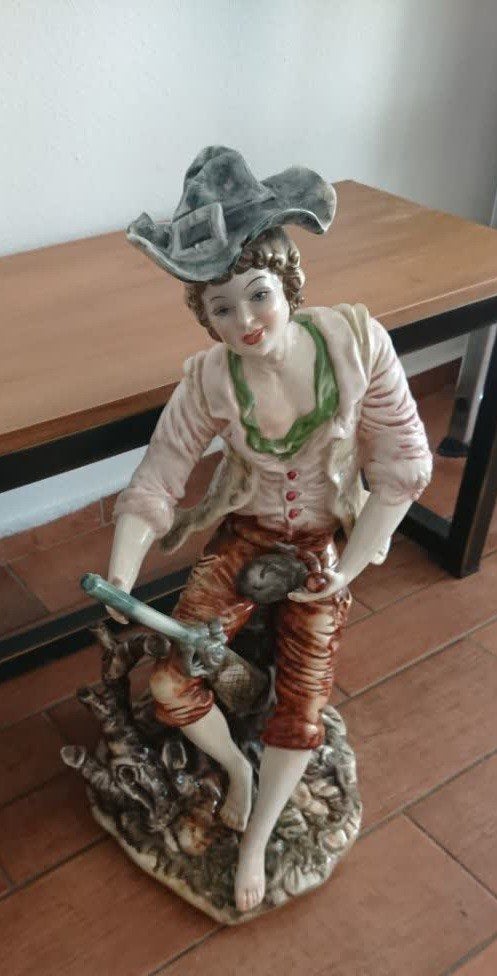 Groot decoratief beeld van een man met geweer, Ophalen of Verzenden, Gebruikt, Mens