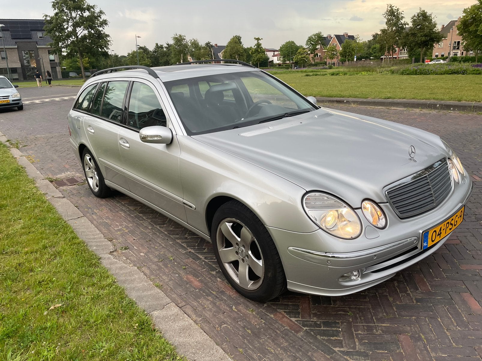 Mercedes-Benz E-Klasse 1.8 E200 ?inruil kleine bestel mog., Auto's, Mercedes-Benz, Particulier, E-Klasse, Airbags, Airconditioning