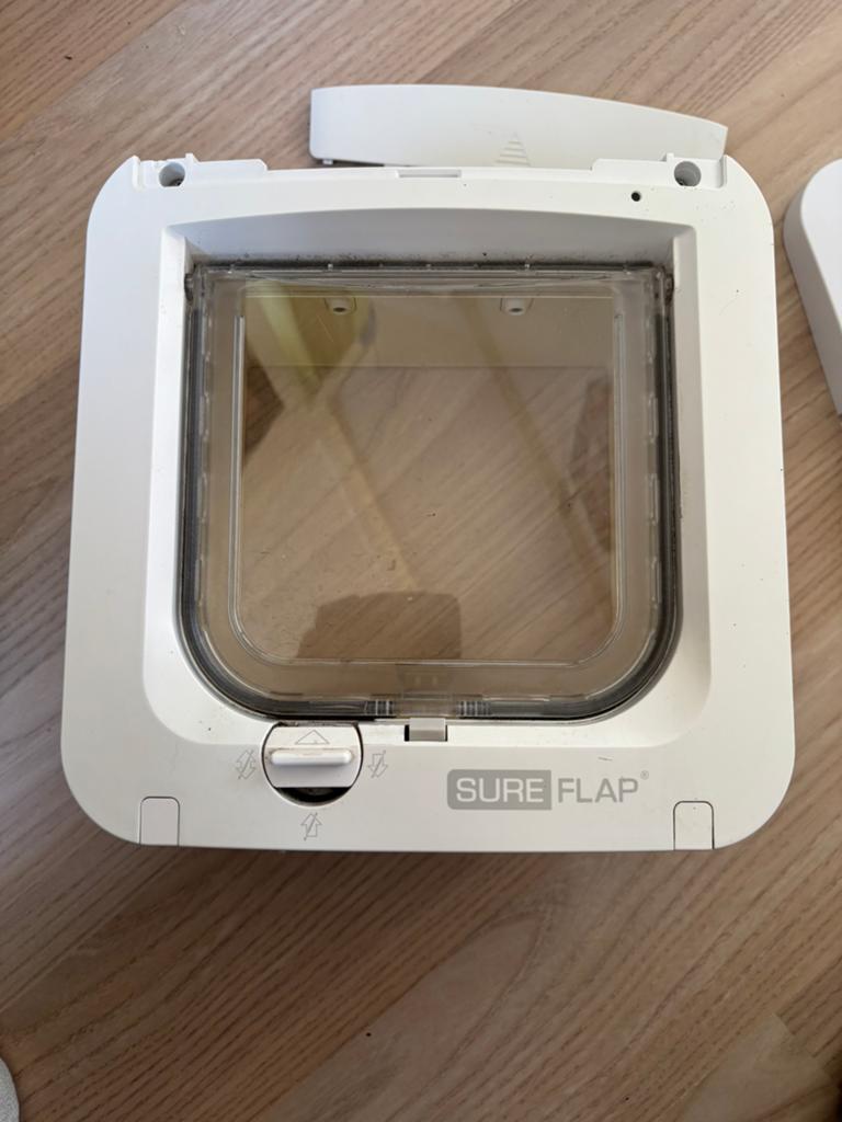 Sureflap catflap microchip kattenluikje, Dieren en Toebehoren, Ophalen of Verzenden, Gebruikt