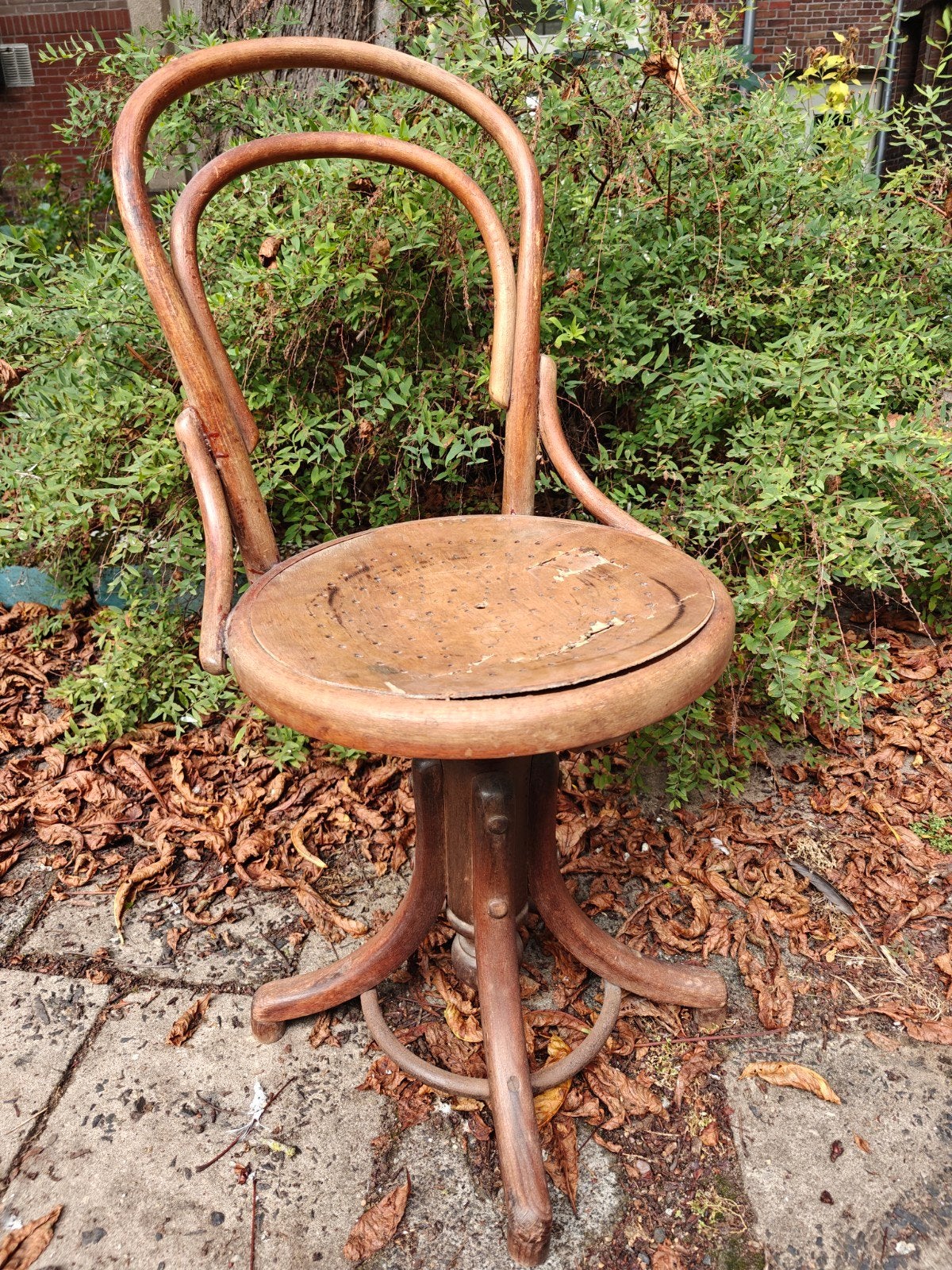 Thonet bureaustoel, Ophalen