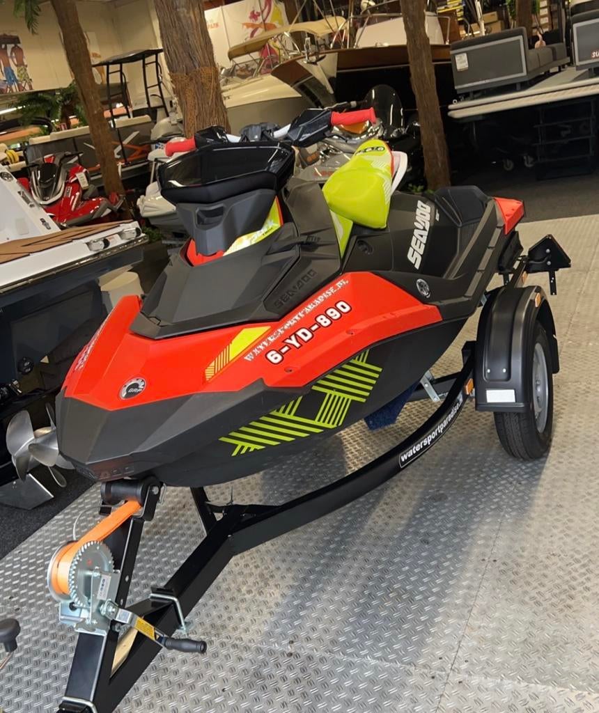 Sea-Doo Spark Trixx met trailer 56 uur, Watersport en Boten, Jetski's en Waterscooters, Ophalen, Zo goed als nieuw, Benzine, 70 tot 120 pk
