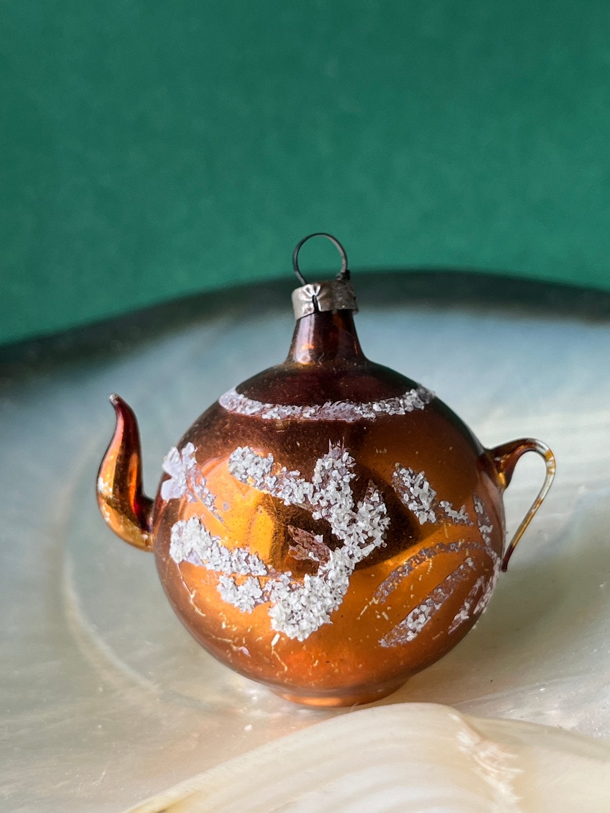 Oude kleine glazen kerstbal (nr 42): theepotje, Diversen, Kerst, Gebruikt, ., Ophalen of Verzenden, .