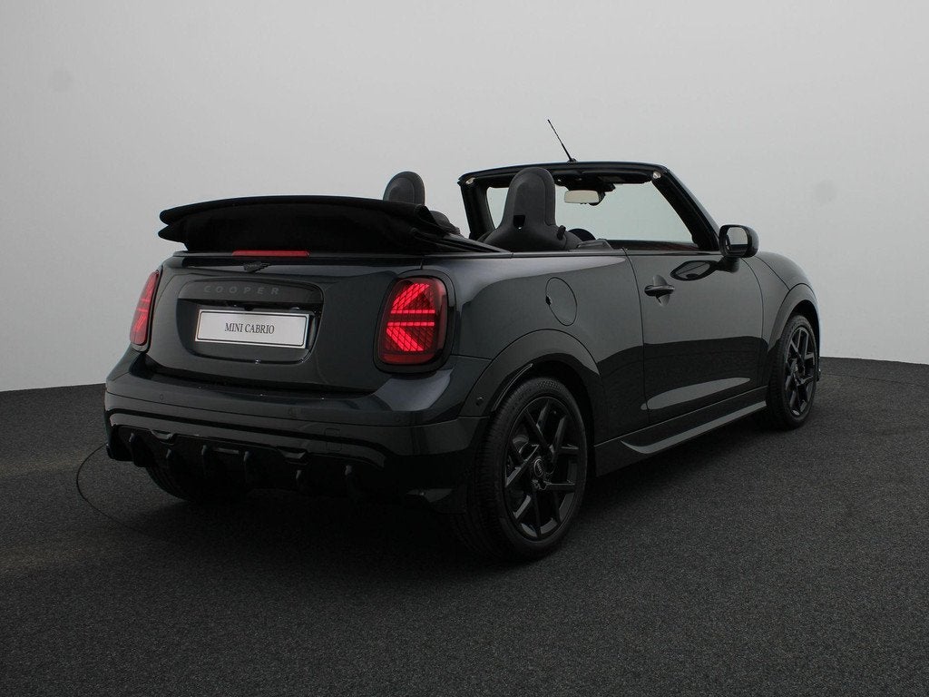 MINI Cooper C Cabrio John Cooper Works Trim | Pakket M, Auto's, Mini, 1998 cc, Cabriolet, 4 stoelen, Sportstoelen
