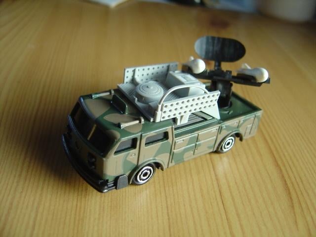 Majorette metalen luchtafweer geschut 2 raketten wit & sound, Ophalen of Verzenden, Zo goed als nieuw