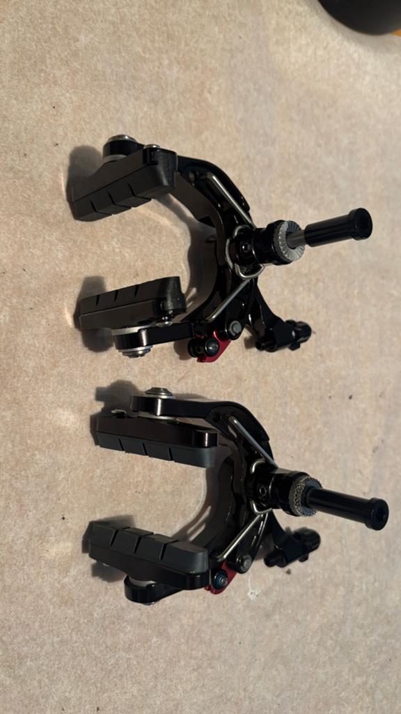 Nieuwe TRP T925 Aero Remmen - Voor en Achter, Remmen, Nieuw, Ophalen of Verzenden, Aluminium