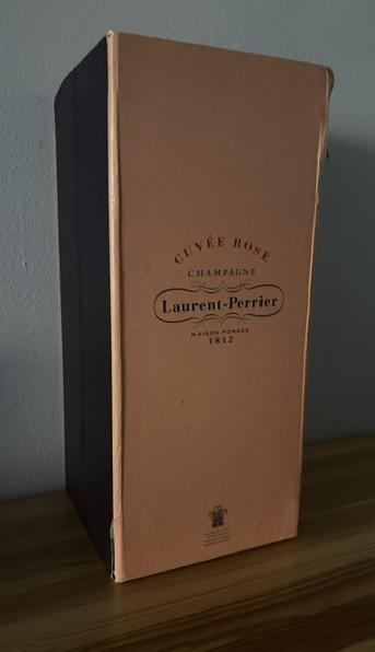 Laurent-Perrier - Champagne - Cuvéé Rosé - 31x14x14cm - doos, Verzamelen, Wijnen, Ophalen of Verzenden, Gebruikt, Frankrijk, Champagne