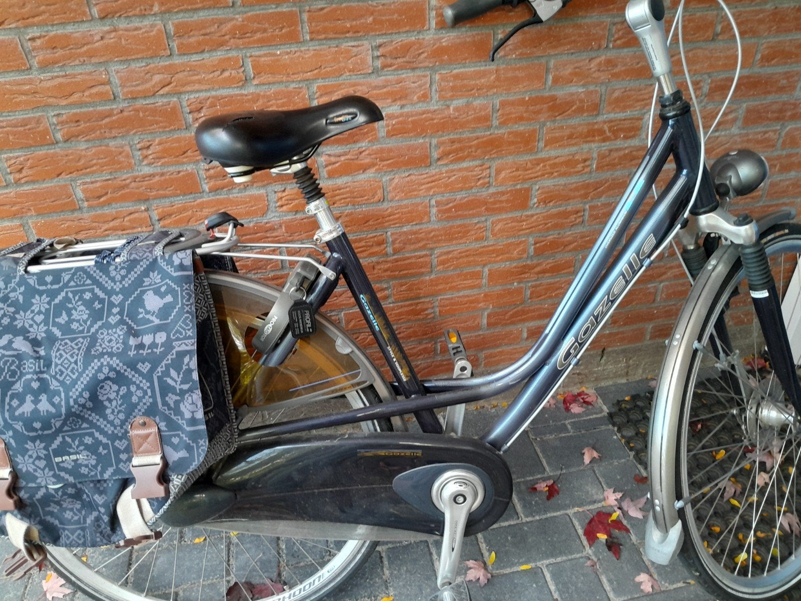 Gazelle fiets met lage instap en fietstassen, Ophalen, Versnellingen, Gazelle, 53 tot 56 cm