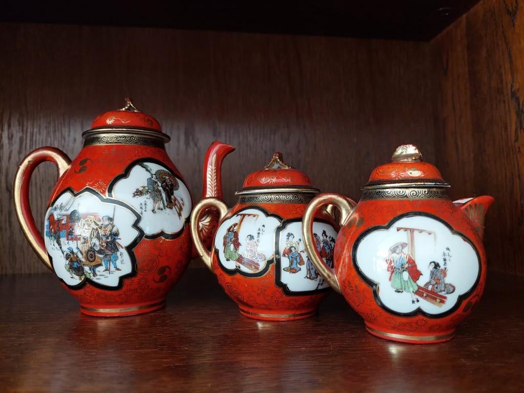 Antieke Japanse Satsuma theepotten set - Rood en Goud, Ophalen of Verzenden