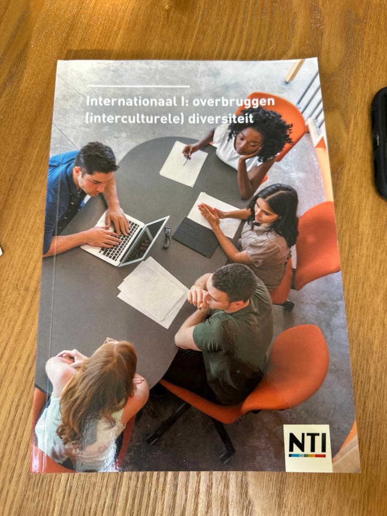 Nieuw NTI boek: Internationaal I: interculturele diversiteit, Ophalen of Verzenden, Gamma, Zo goed als nieuw, HBO