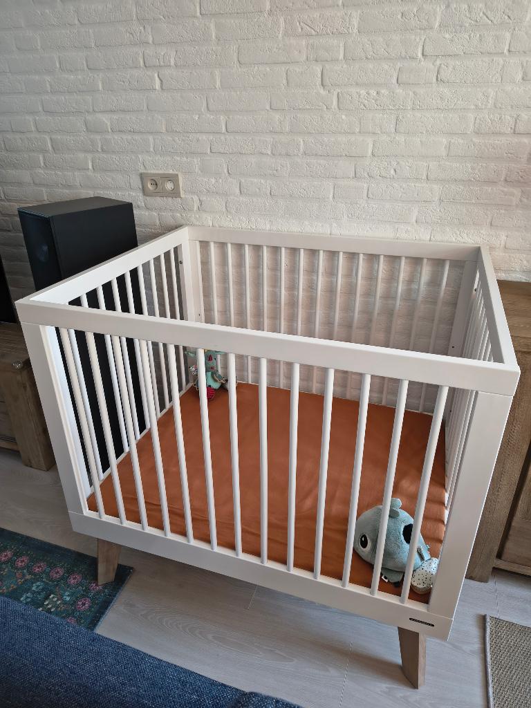 Kidsmill Sixties Box Wit Mat / Nature 100x80cm (matrasmaat), Ophalen, Zo goed als nieuw, Rechthoekig, In hoogte verstelbaar
