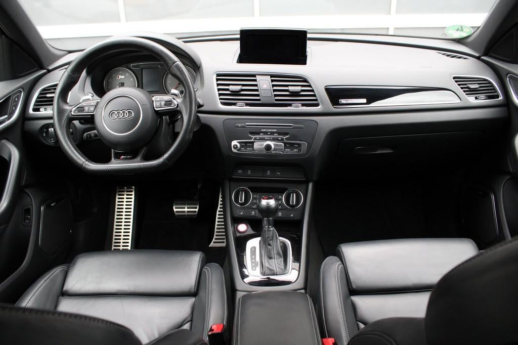 Audi Q3 2.5 TFSI RS Q3 quattro Pro Line Plus, Auto's, Automaat, Gebruikt, 340 pk, Leder