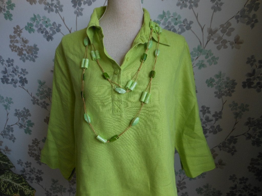 100% linnen blouse met ketting, Kleding | Dames, Ophalen of Verzenden, Zo goed als nieuw, Maat 46/48 (XL) of groter, Groen