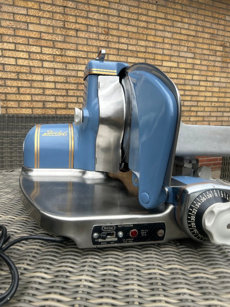 Unieke retro blauwe berkel 834 snijmachine, Ophalen, Zo goed als nieuw
