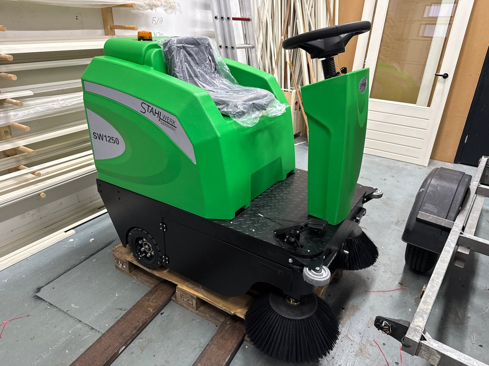 Nieuwe Stahlwerk SW1250 (NIEUWPRIJS VAN €23.650️), Ophalen of Verzenden