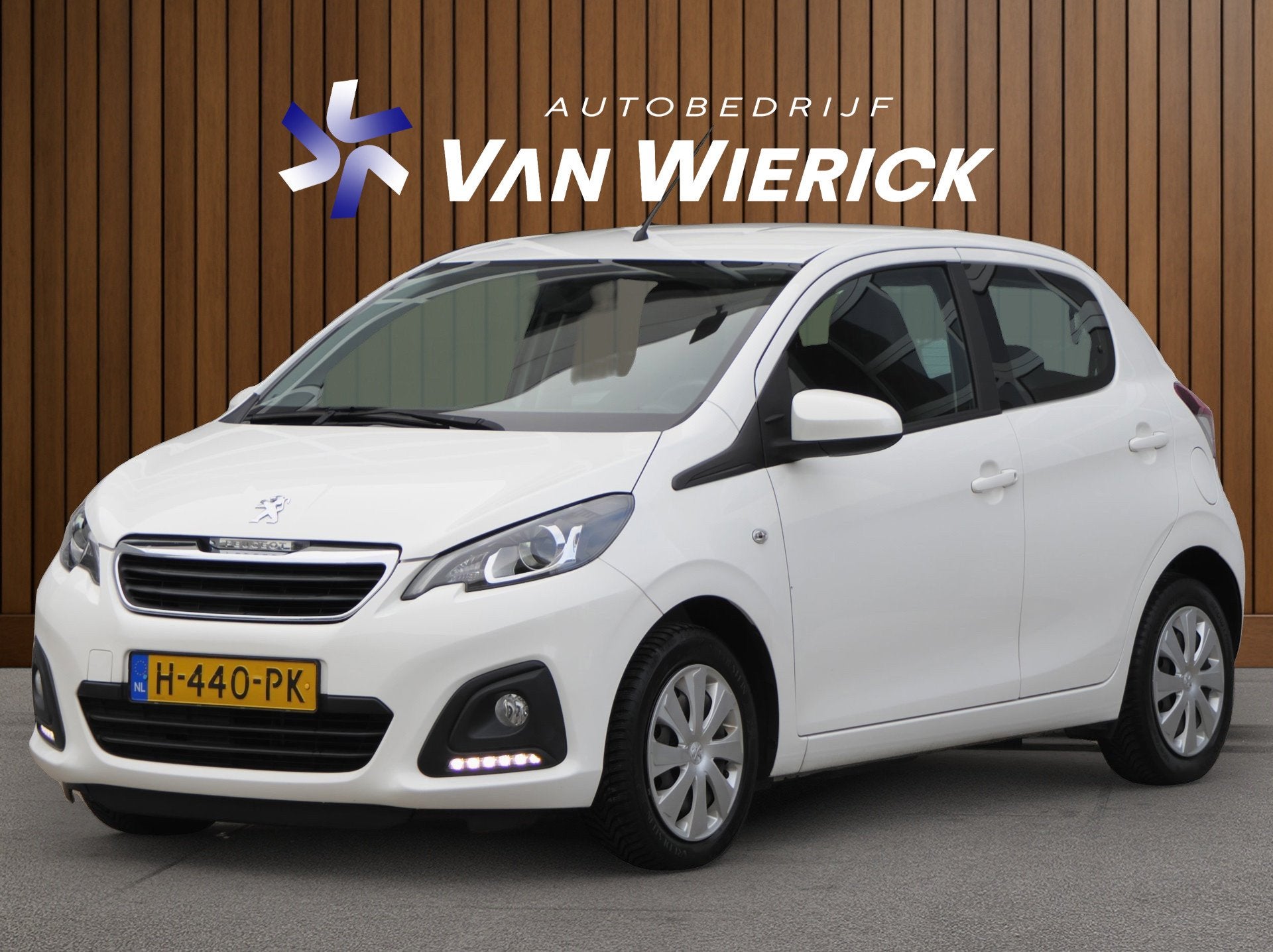 Peugeot 108 1.0 e-VTi Active 5-Deurs | Carplay | Camera | Ai, Auto's, Voorwielaandrijving, Stof, Gebruikt, 4 stoelen