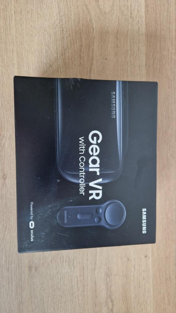 Samsung Gear VR met Controller (SM-R324) - Orchid Gray, Spelcomputers en Games, Virtual Reality, Ophalen of Verzenden, Zo goed als nieuw