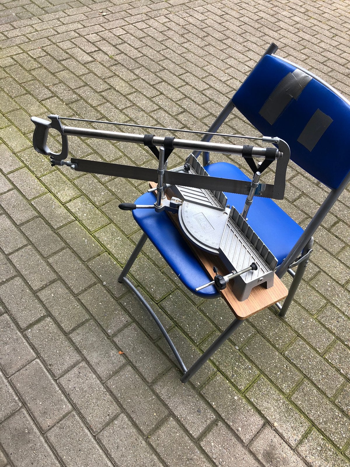 Laminaat zaag, Doe-het-zelf en Verbouw, Ophalen, Gebruikt, Afkortzaag, 30 tot 70 mm