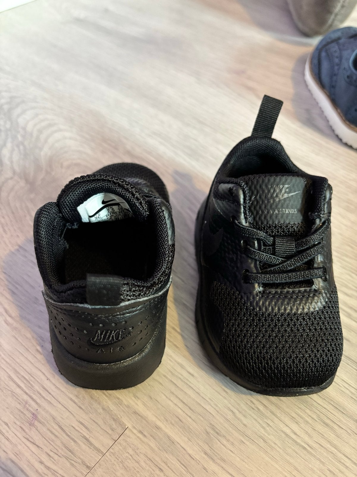 Nike Air Max Thea baby sneakers maat 19.5 zwart, Ophalen of Verzenden, Nieuw, Jongen of Meisje, Sportschoenen