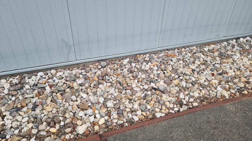 Gratis grind ongeveer 20 m²  Af te halen in Oudehaske., Tuin en Terras, Grind, Keien en Split, Ophalen, Gebruikt, Grind