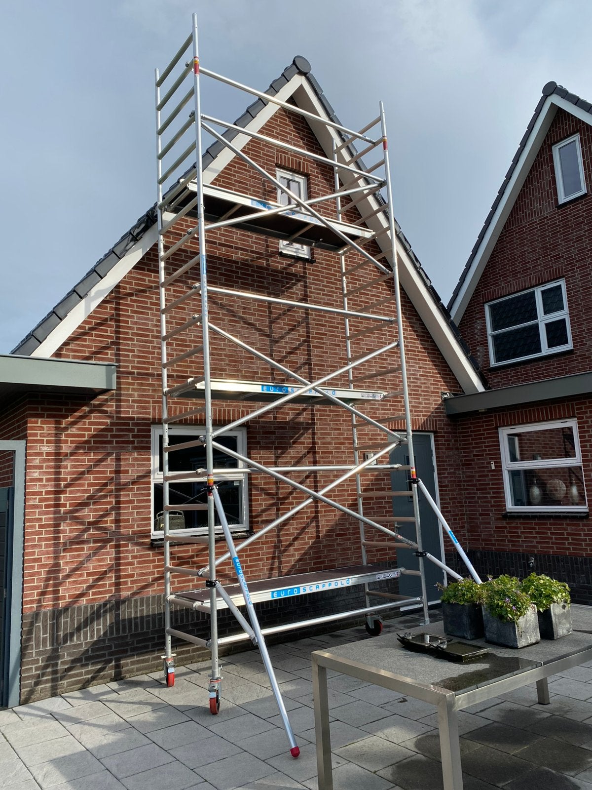 Rol Steiger te Huur / Huren, Doe-het-zelf en Verbouw, Steigers, Ophalen of Verzenden, Zo goed als nieuw, Rolsteiger of Kamersteiger