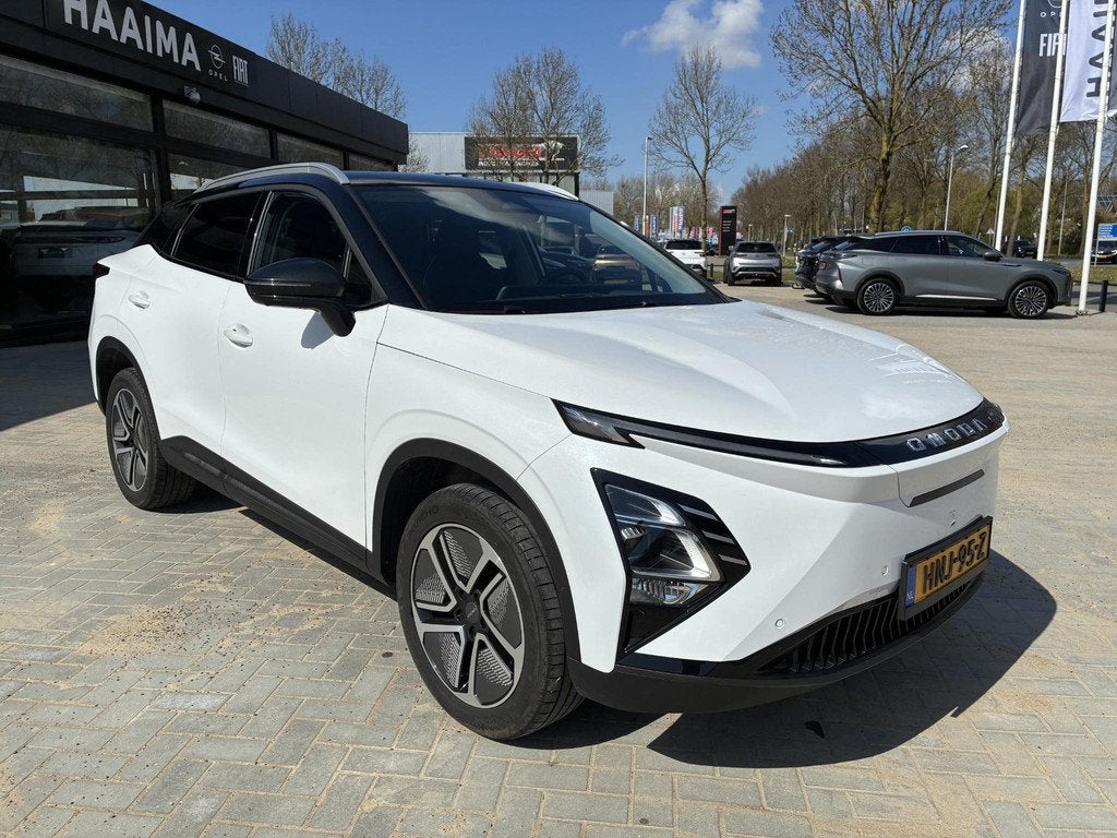 Omoda 5 EV Premium 61 kWh | ECC | Schuif/kanteldak | Keyless, Auto's, Overige Auto's, 402 km, Gebruikt, 33 min, Wit