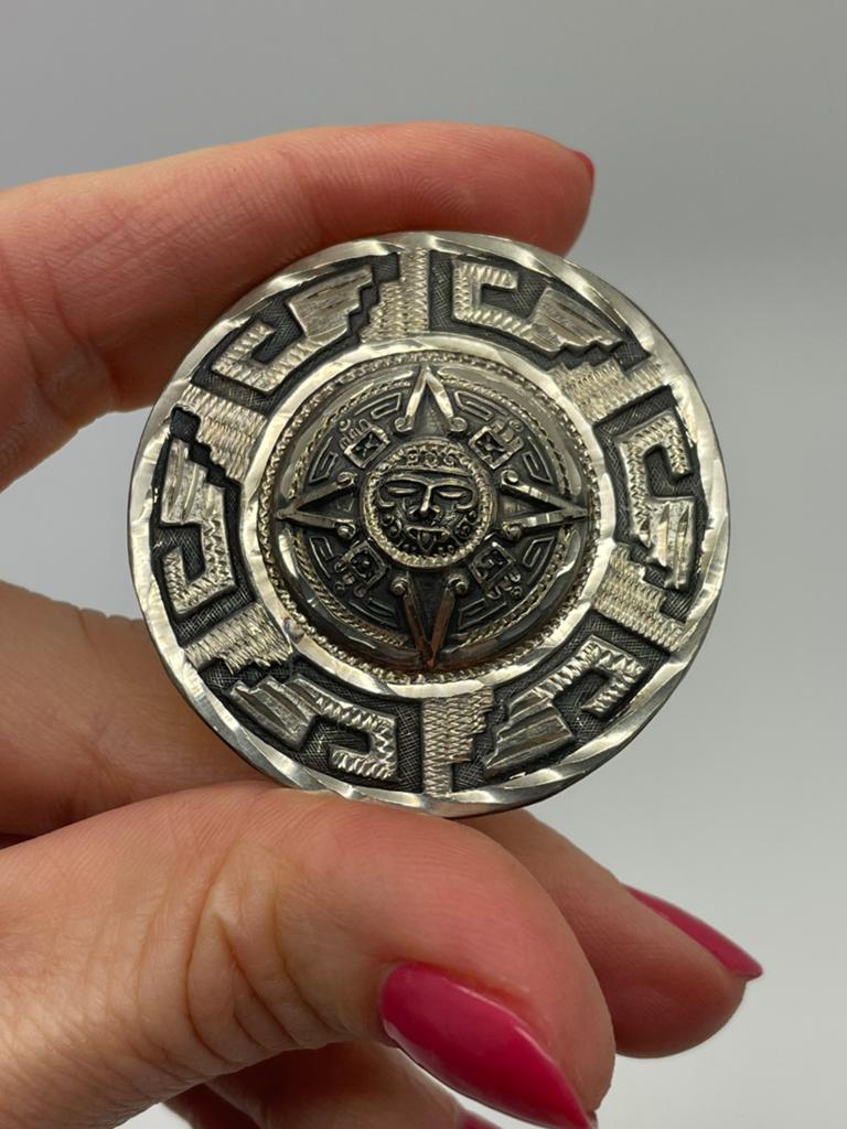 D995 Prachtige zilveren hanger / broche Maya’s, Ophalen of Verzenden, X, Zilver, X