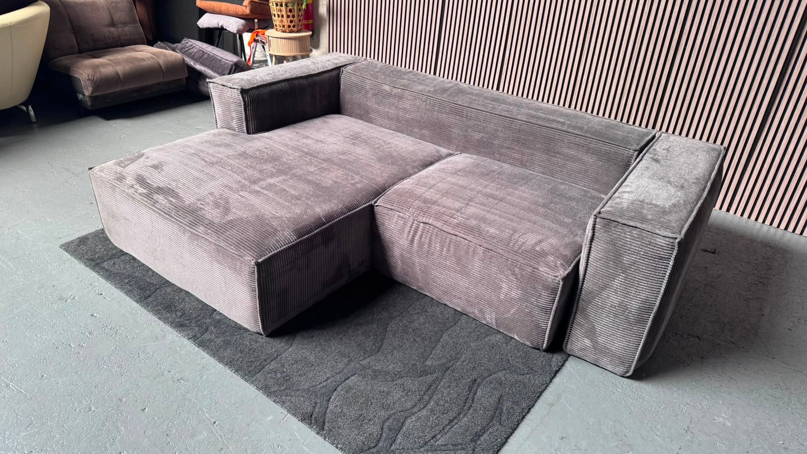 GRATIS LEVERING Ribstof Loungebank Grijs 255x180 GEREINIGD, 250 tot 300 cm, Hoekbank, Ophalen of Verzenden, Zo goed als nieuw