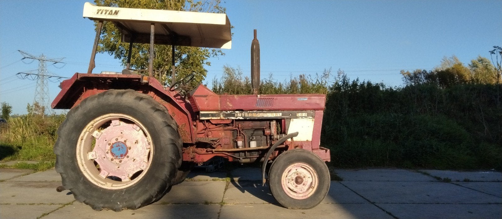 International 644, Ophalen, Tractor en Landbouw