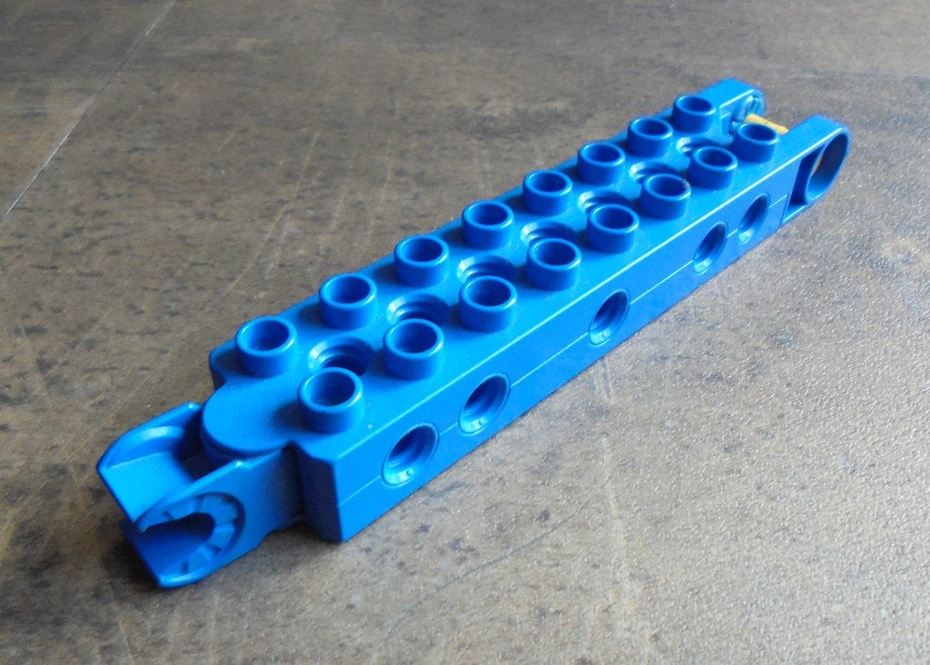 Lego Duplo Toolo Brick 2x8 with Swivel Bracket (zie foto's), Ophalen of Verzenden, Gebruikt, Losse stenen, Duplo
