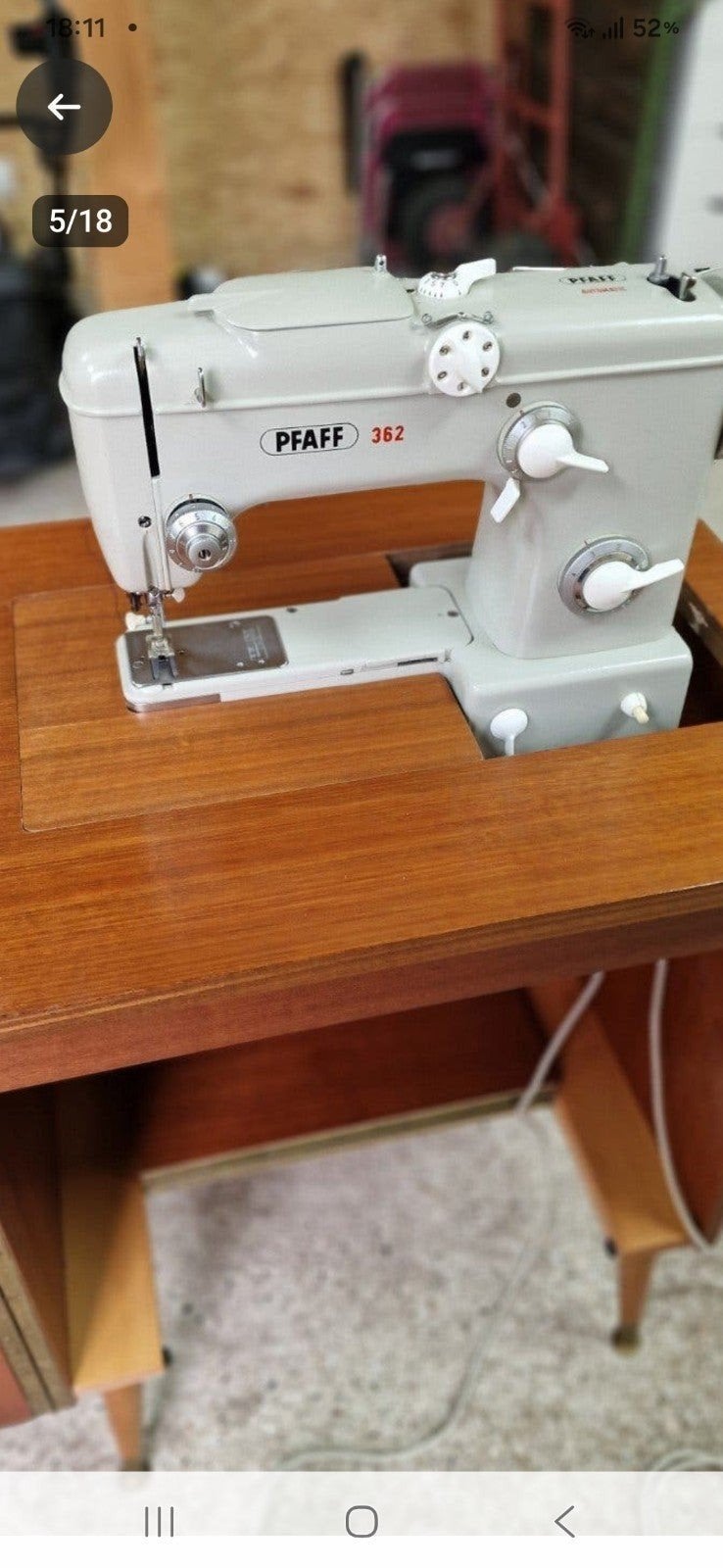 Pfaff en Bernina naaimachines met koffer/meubel, Contacten en Berichten