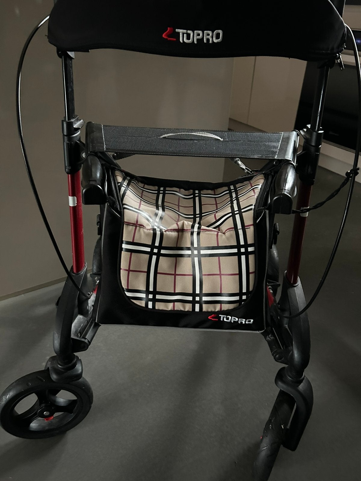 Rollator van het merk topro, Diversen, Rollators, Ophalen of Verzenden