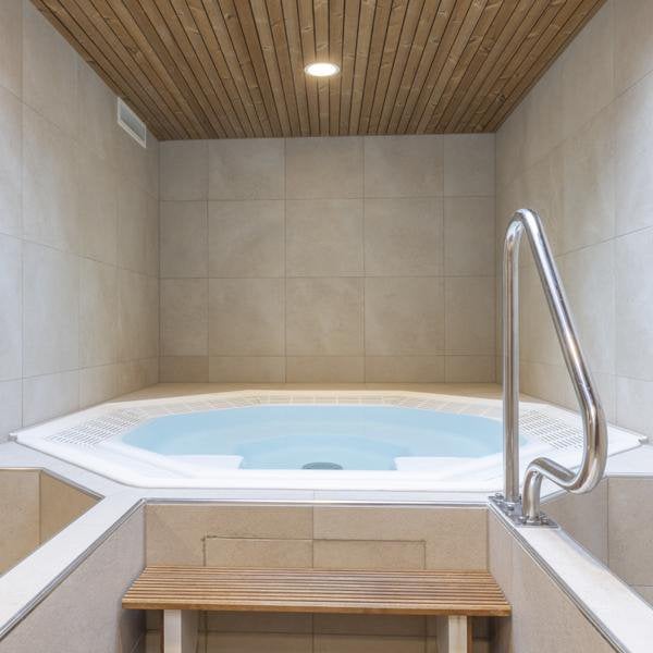 BLUE Wellness De Hunzebergen – 2e persoon gratis, Twee personen, Kortingsbon, Spa of Sauna