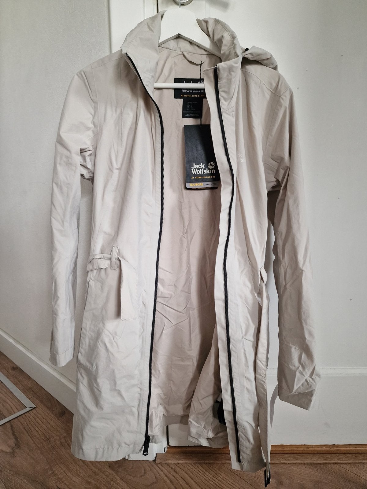 Nieuwe Jack Wolfskin Dames Jas - Maat S, Kleding | Dames, Jassen | Zomer, Nieuw, Maat 36 (S), Beige, Ophalen of Verzenden