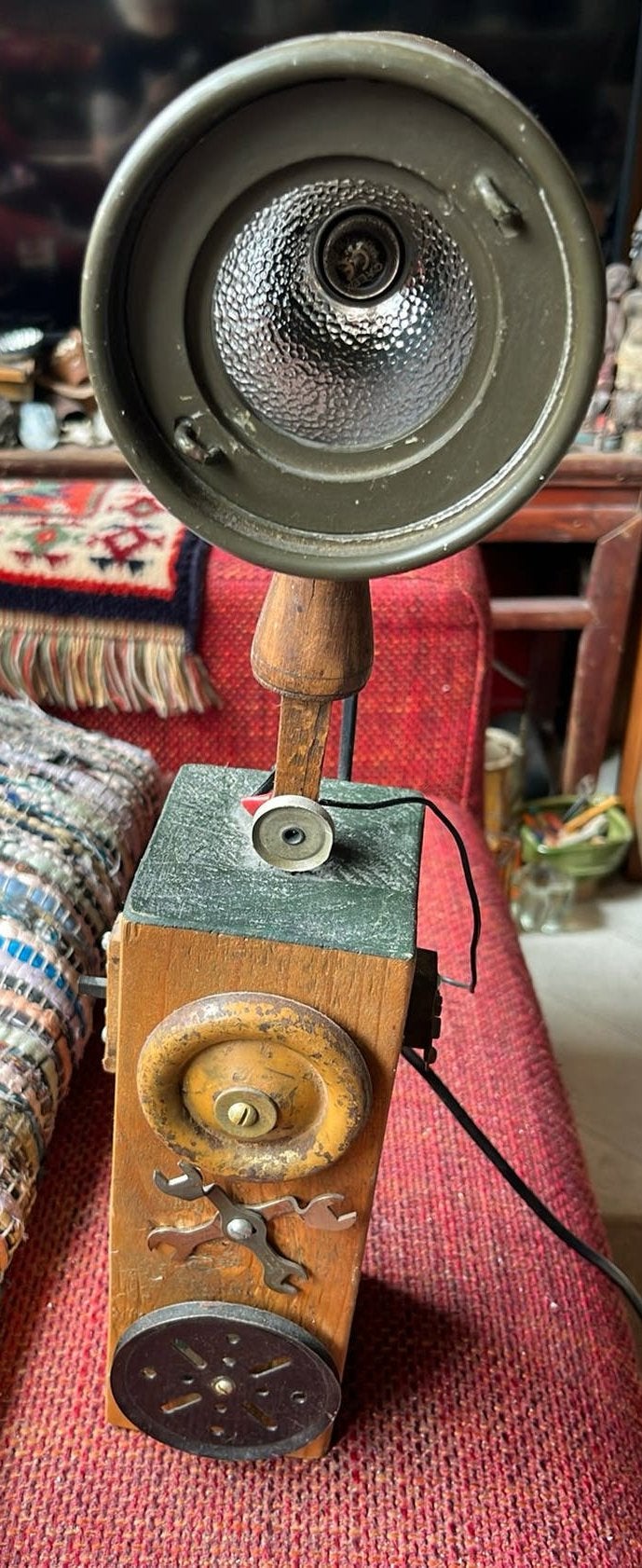 WO2 ….Bijzondere Lamp gemaakt van Legeronderdelen, Ophalen of Verzenden, Landmacht, Nederland, Kunstobject