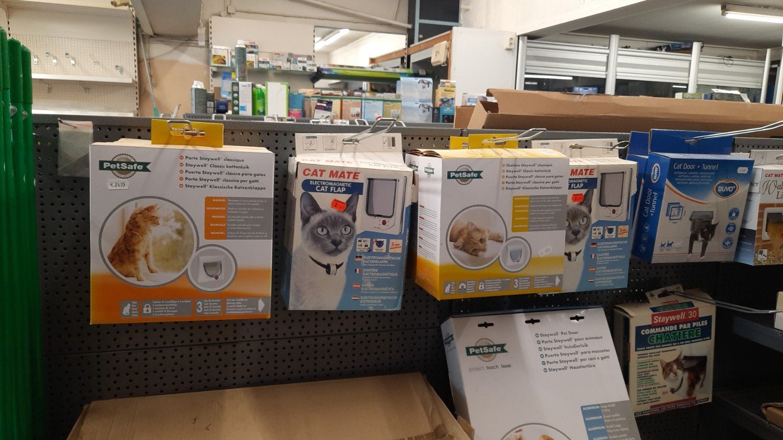 Restant partij nieuwe dierenspullen, Ophalen, Nieuw, Divers, Nvt