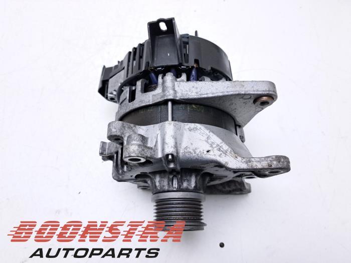 Dynamo van een Nissan Qashqai, Auto-onderdelen, Motor en Toebehoren, Gebruikt, -, -, Ophalen of Verzenden