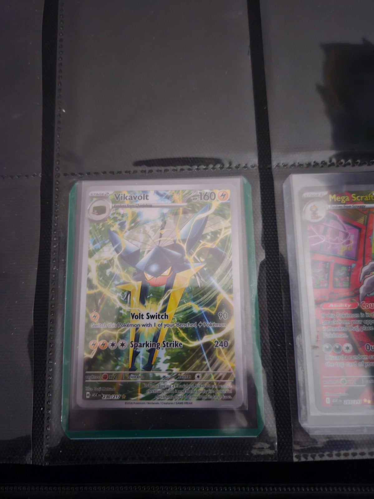 Pokemon Vikavolt 230/217 Ascended Heroes, Ophalen of Verzenden, Zo goed als nieuw, Losse kaart, Foil