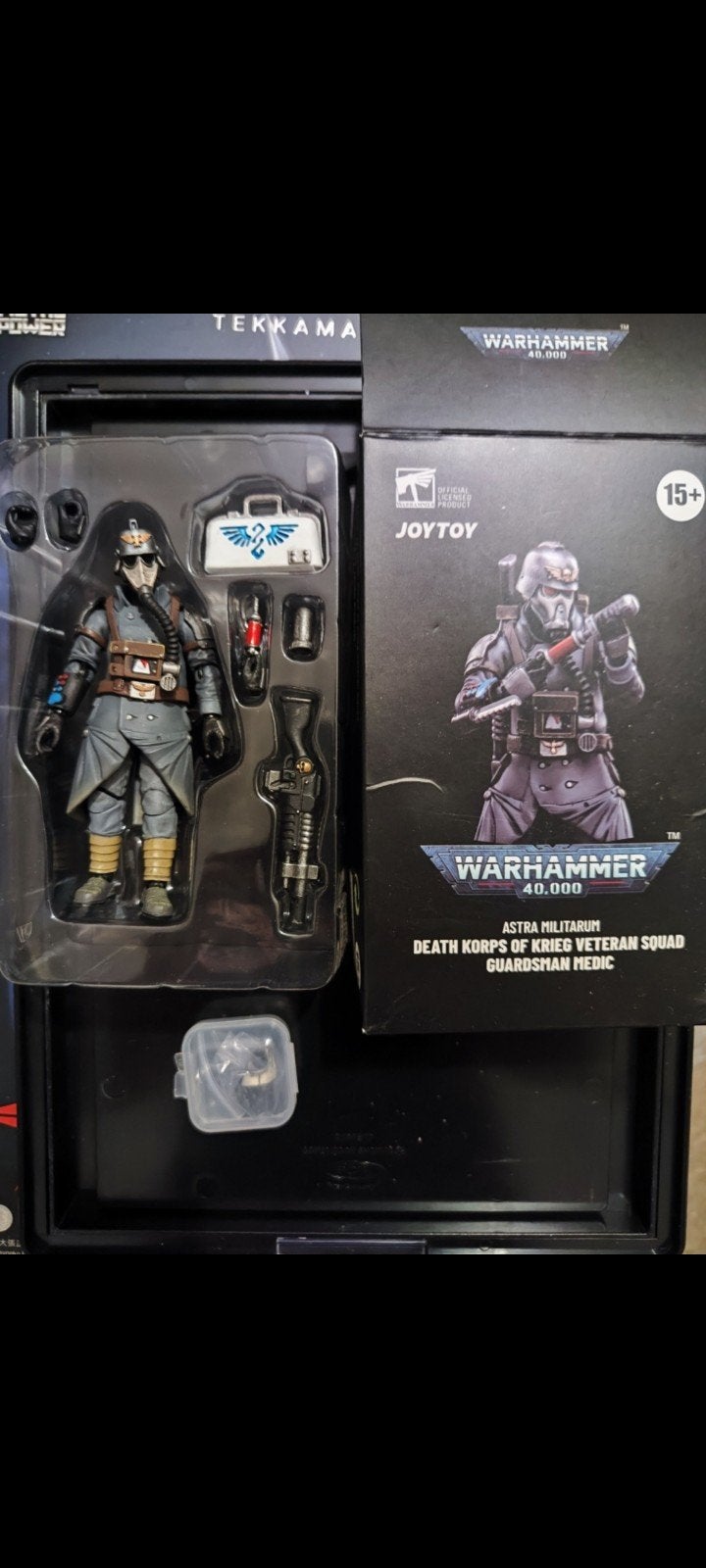 JoyToy Warhammer 40K Death Korps of Krieg Guardsman Medic, Ophalen of Verzenden