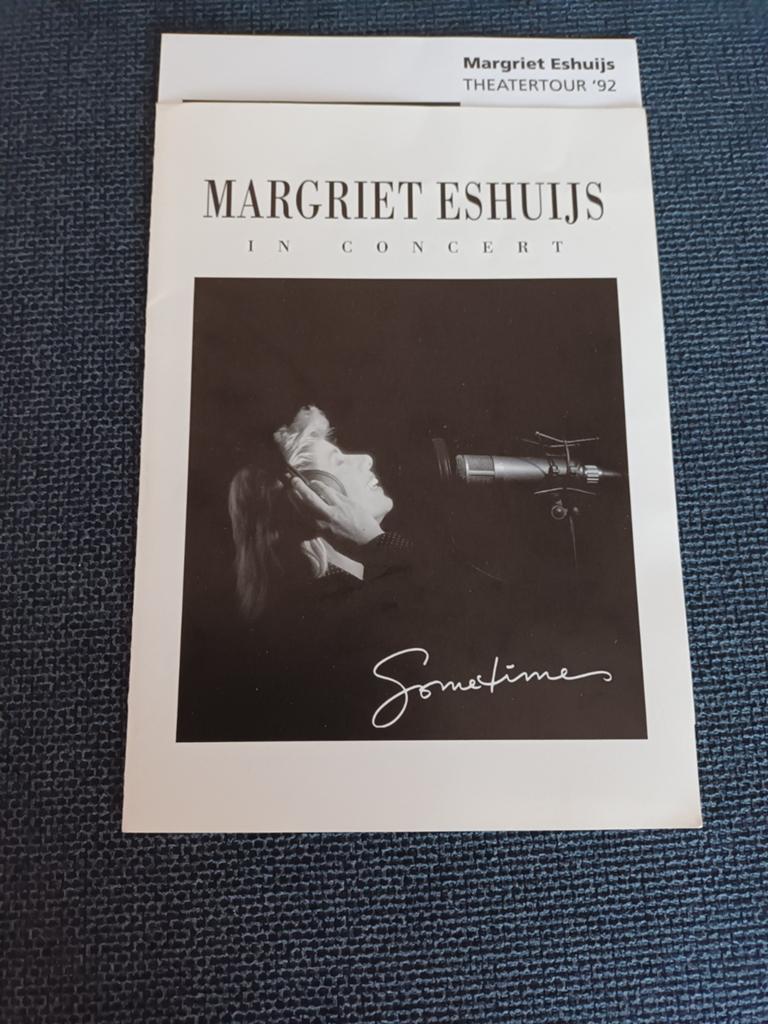 MARGRIET ESHUIJS IN CONCERT . Sometimes, Ophalen
