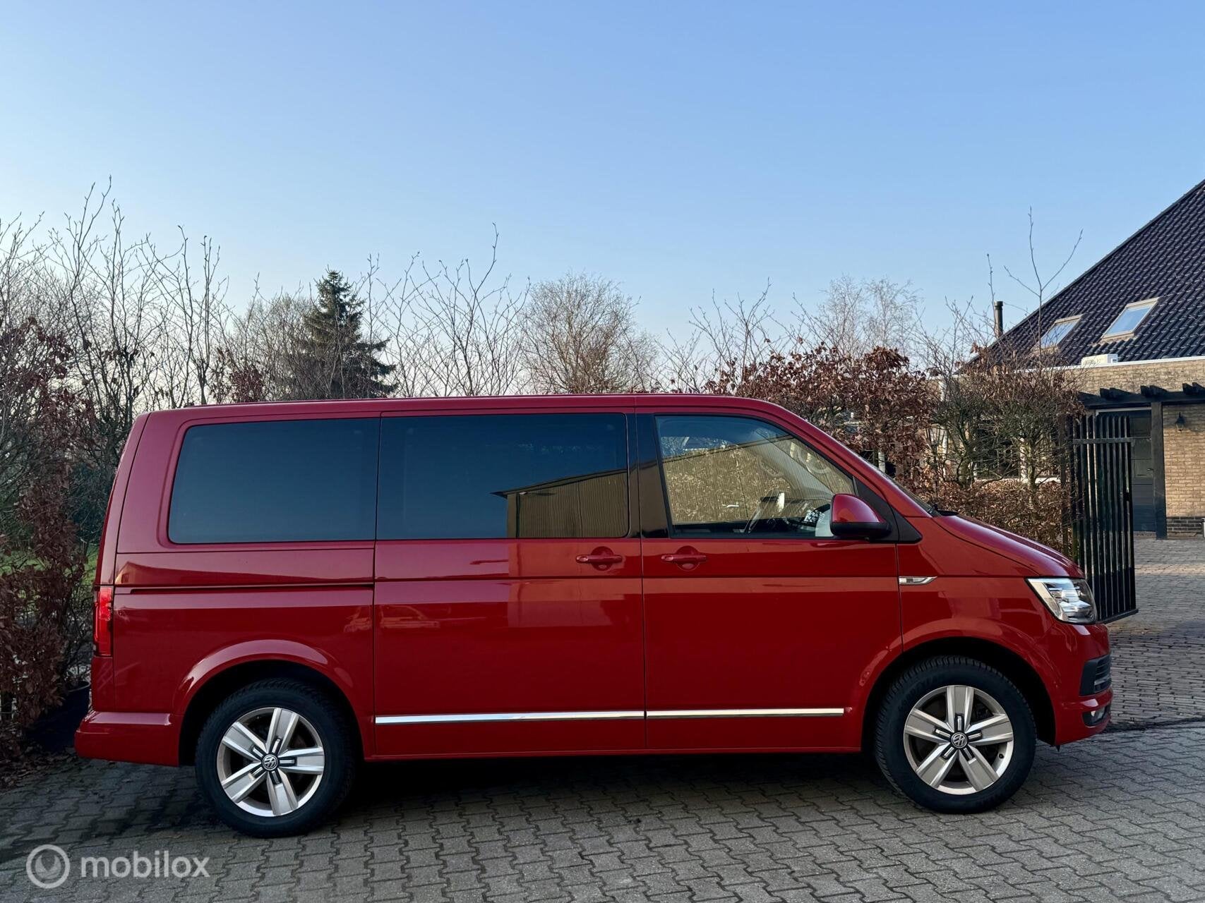 Volkswagen Transporter Multivan 2.0 TSI 7 persoons BENZINE!, Auto's, Gebruikt, 4 cilinders, 1984 cc, Bedrijf