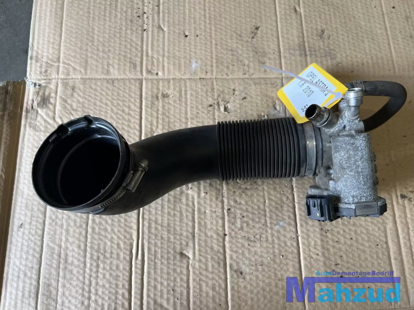 OPEL ASTRA J 1.6 A16XER Gasklephuis 55561495, Gebruikt, Opel Automobile GmbH, Ophalen of Verzenden, Kontakt@opel-infoservice.de