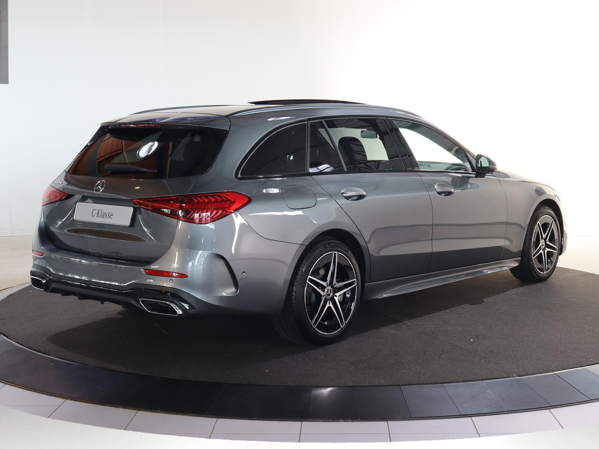 Mercedes-Benz C-Klasse Estate 300e Business Solution AMG | P, Auto's, Automaat, Achterwielaandrijving, 1800 kg, 4 cilinders