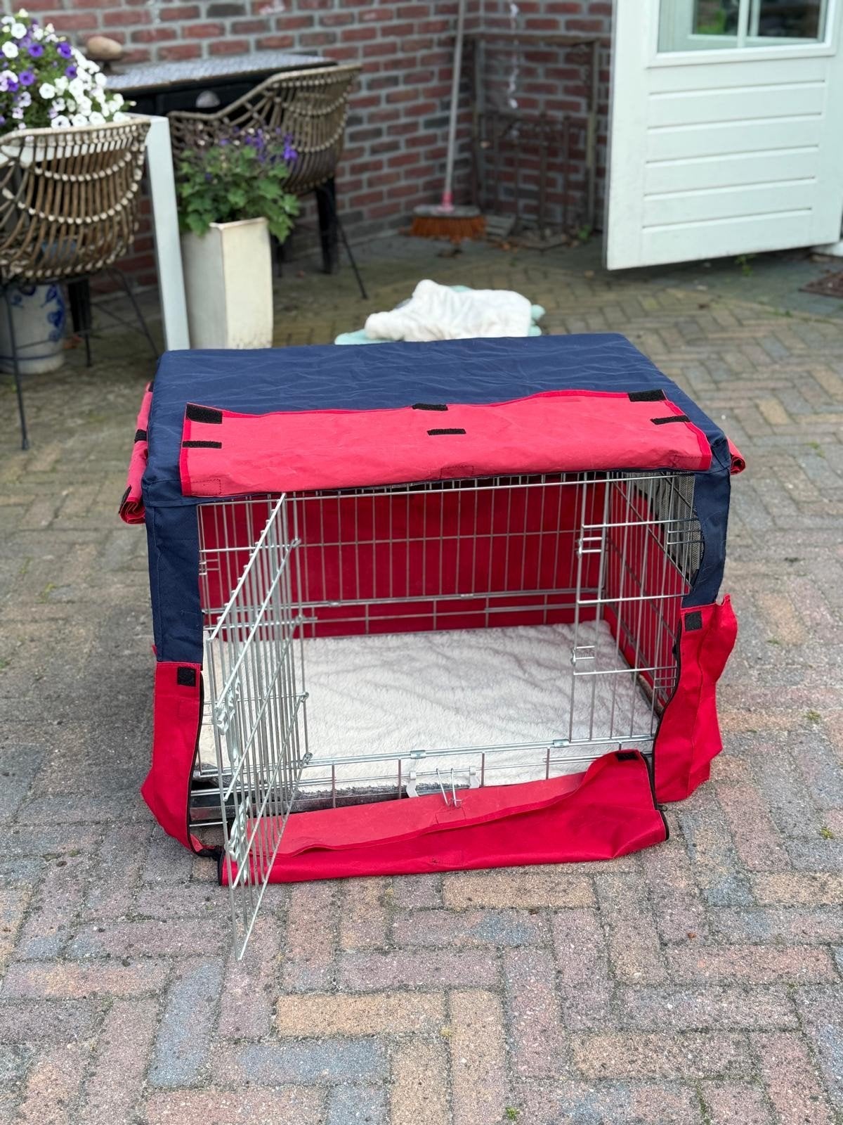 (Puppy) Bench met hoes, Ophalen, Zo goed als nieuw